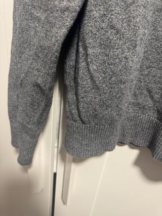 Jersey cuello alto gris