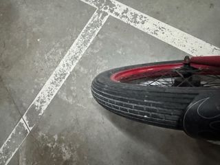 Bici de paseo Feelt roja