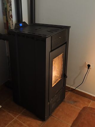 Stufa a pellet BROMPI 15Kw canalizzabile