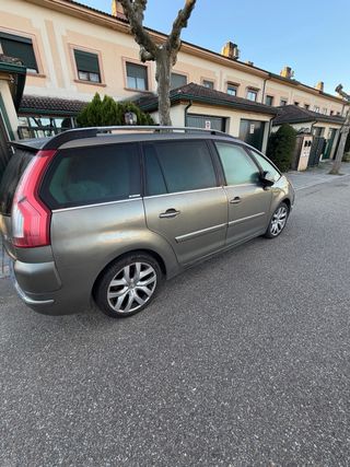 Citroen Grand C4 Picasso EXCLUSIVE