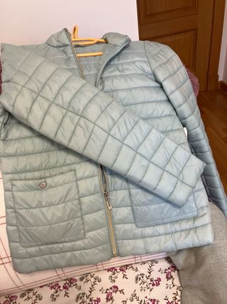 Parka verde agua acolchada