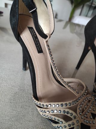 Zapatos Zara Tacon Beige y Negro