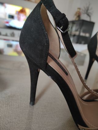 Zapatos Zara Tacon Beige y Negro