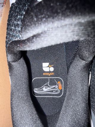 Nike Revolution 8 Easyon Negro/Blanco