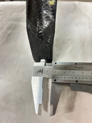 Soporte de escape en carbono.