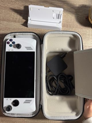 Asus ROG Ally Z1 Extreme