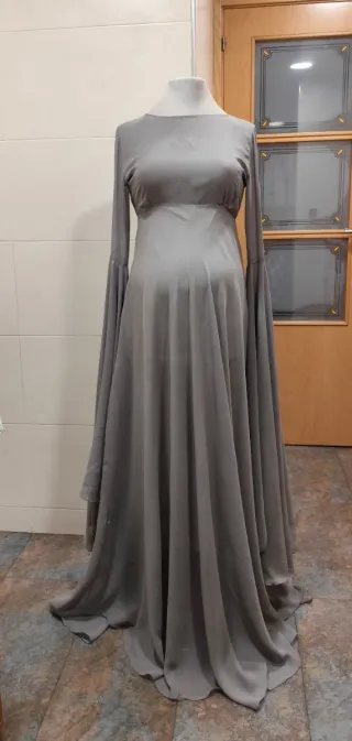 Vestido premamá fotografía gris