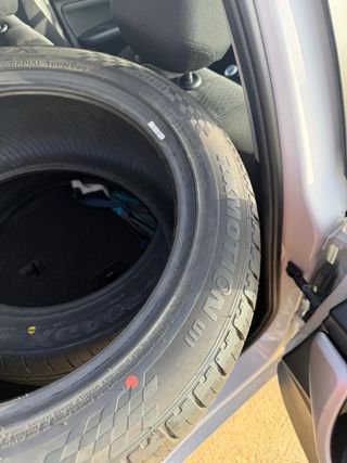 Juego 4 Neumáticos 225/50ZR17 Marca:Roadx/RXMOTION