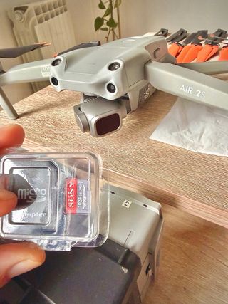 Dron DJI Mavic Air 2 Fly More Combo y Mando RC