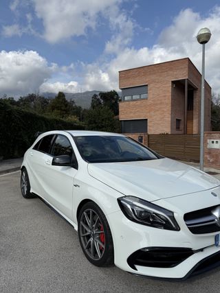 Mercedes-Benz Clase A45 AMG 2016 381cv GARANTIA !
