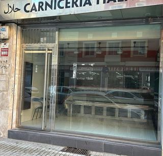 Local comercial en venta en Gamonal en Burgos