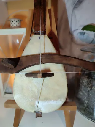 Gusle antico fatto a mano