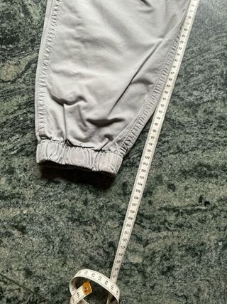 Pantalón C&A Talla S Grisáceo