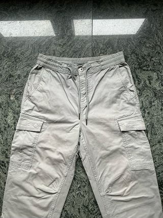 Pantalón C&A Talla S Grisáceo