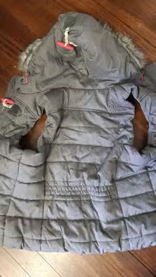 Chaqueta Superdry sin mangas gris