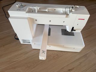 Janome Memory Craft 550E Bordadora Automática