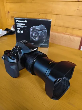 Fotocamera Panasonic Lumix DMC-FZ2000 4K Teleobiettivo
