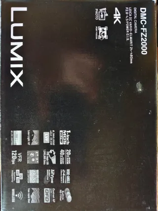 Fotocamera Panasonic Lumix DMC-FZ2000 4K Teleobiettivo