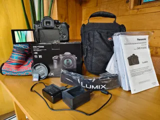 Fotocamera Panasonic Lumix DMC-FZ2000 4K Teleobiettivo