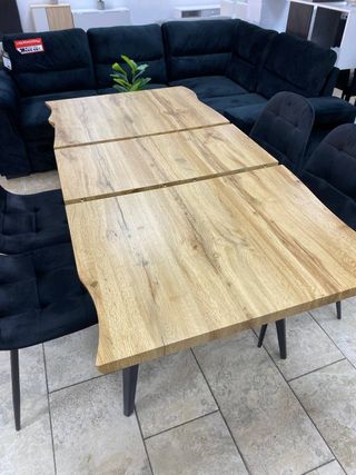 Tavolo da Pranzo in Legno Estensibile + 4 Sedie