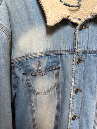 Giubbotto jeans con pelo beige e blu