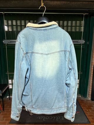 Giubbotto jeans con pelo beige e blu