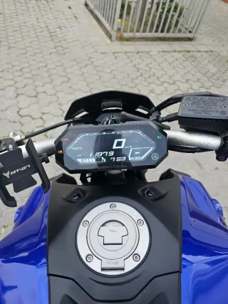 Yamaha MT-07 Negra y Azul