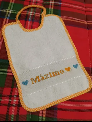 Bavetta neonato personalizzata Máximo