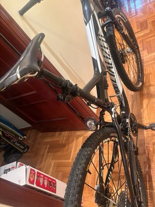 Bicicleta Specialized 29 XL Doble Suspensión carbo