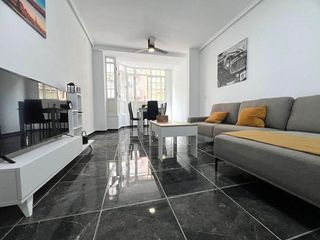 Piso en venta en Centro en Torrevieja