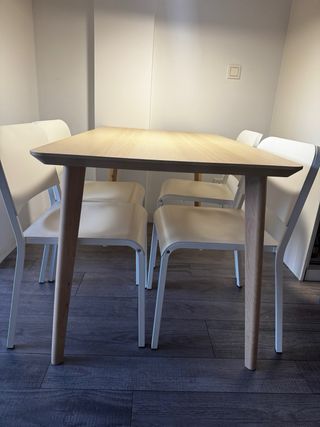 Tavolo da pranzo IKEA in legno