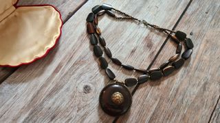 Collana vintage CAROLL effetto corno