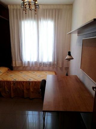 Edificio en venta en Ensanche en Teruel