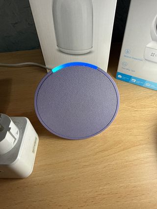 Lote Alexa Echo Pop + Accessori