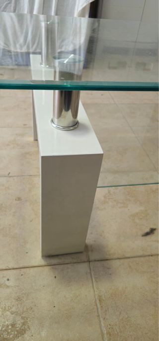 Mesa de salón cristal y metal