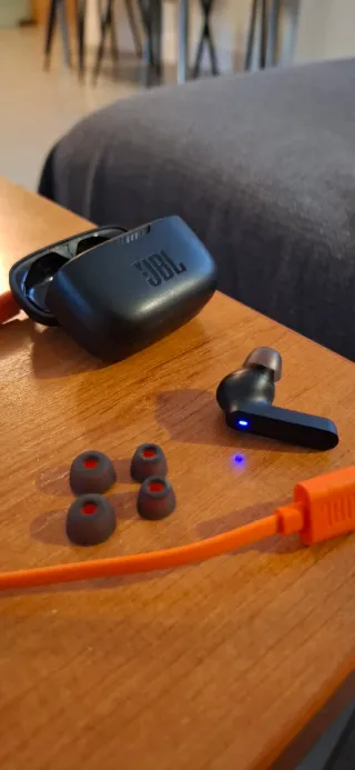 Auricular derecho JBL Tune 230NC TWS