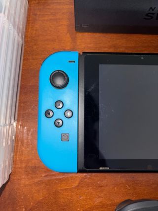 Nintendo Switch + Accesorios y Juegos