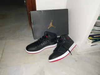 Zapatillas Jordan Negras Talla 43