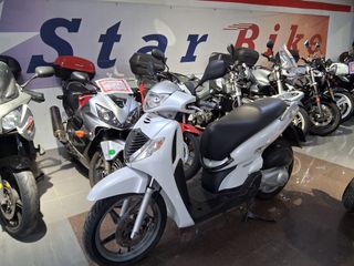 Honda SH 150 Scooter Automática