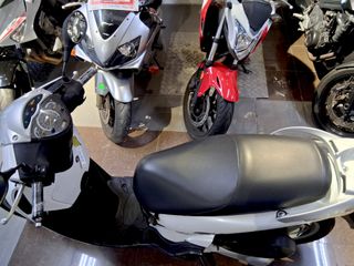 Honda SH 150 Scooter Automática