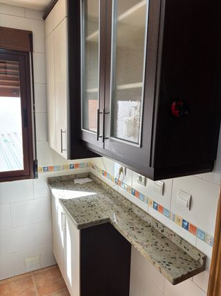 Cocina completa madera y piedra