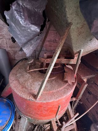 Molinillo de piedra antiguo