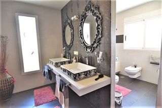 Chalet en venta en Cala de Finestrat en Finestrat