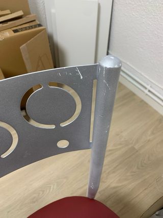 Pareja de sillas cocina burdeos y plateadas