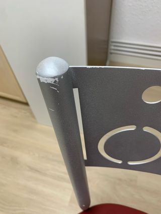 Pareja de sillas cocina burdeos y plateadas