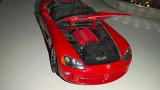 Dodge Viper SRT 10 1:18