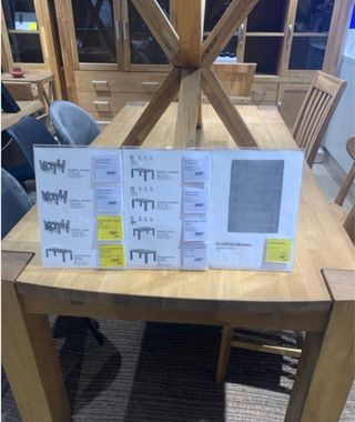 Tavolo da pranzo estensibile in legno massello di rovere