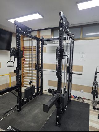Rack de entrenamiento multifuncional