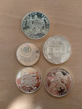 Lote de monedas de plata. (venta por peso de plata