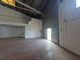 Nave industrial en alquiler en Zona Metro - Auditorio en Paiporta